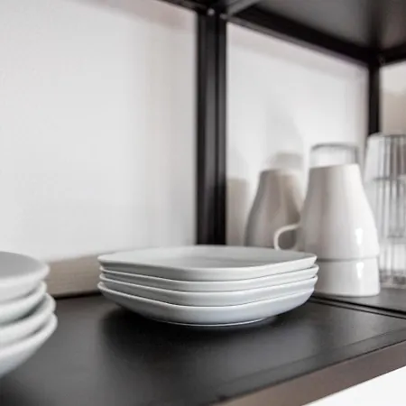 Mit Vier Einzelboxspringbetten - Netflix Apartment *