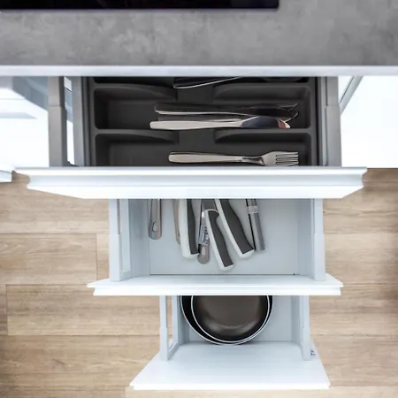 Mit Vier Einzelboxspringbetten - Netflix *