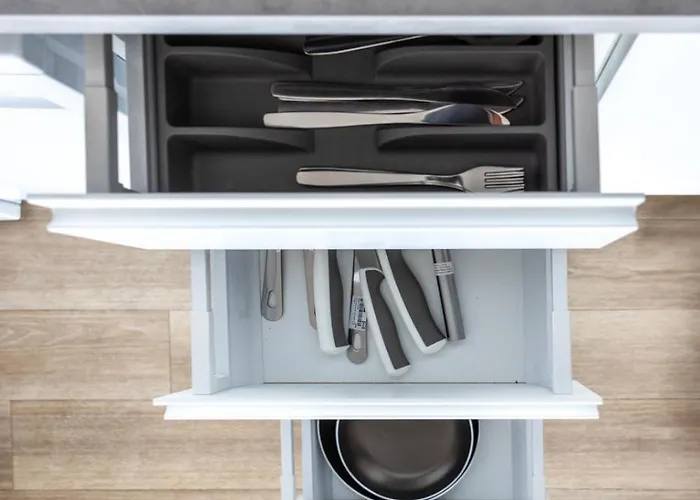 Mit Vier Einzelboxspringbetten - Netflix *