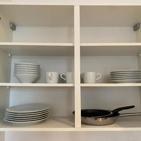 Apartment Mit Vier Einzelboxspringbetten - Netflix *
